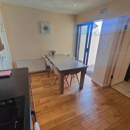 Modern City Centre House In Heart Of Galway City Экстерьер фото