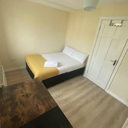 Modern City Centre House In Heart Of Galway City Экстерьер фото